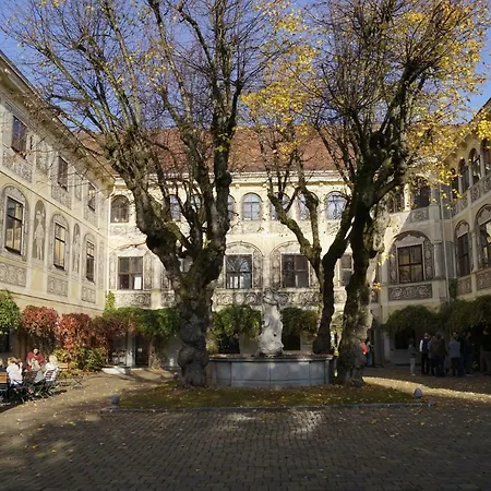 Schloss Puchberg Otel Wels