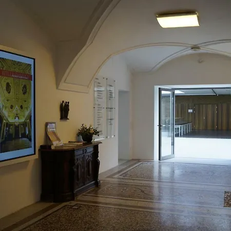 Отель Schloss Puchberg *