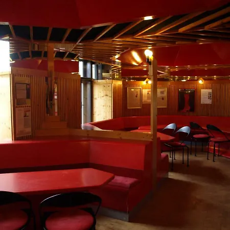 Schloss Puchberg Отель *