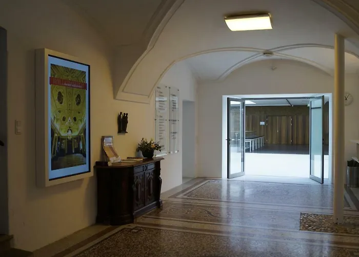 Hotel Schloss Puchberg *