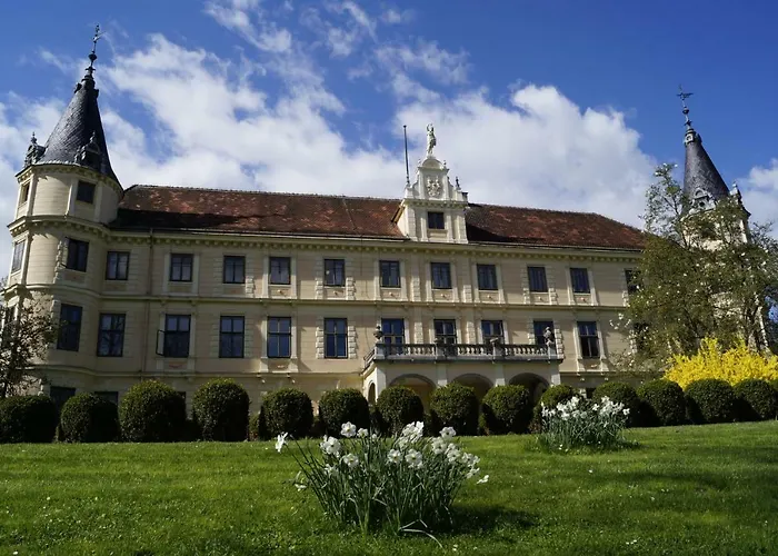 Hotel Schloss Puchberg